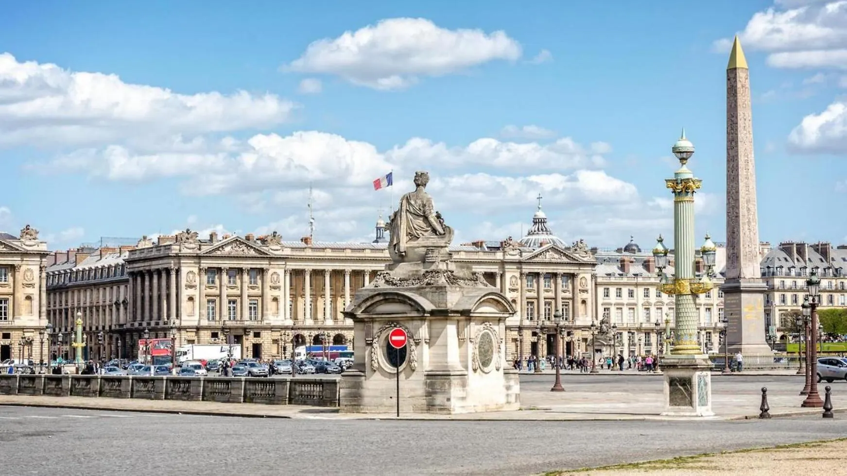 1581 Typical Luxurious Parisian Getaway Apartman