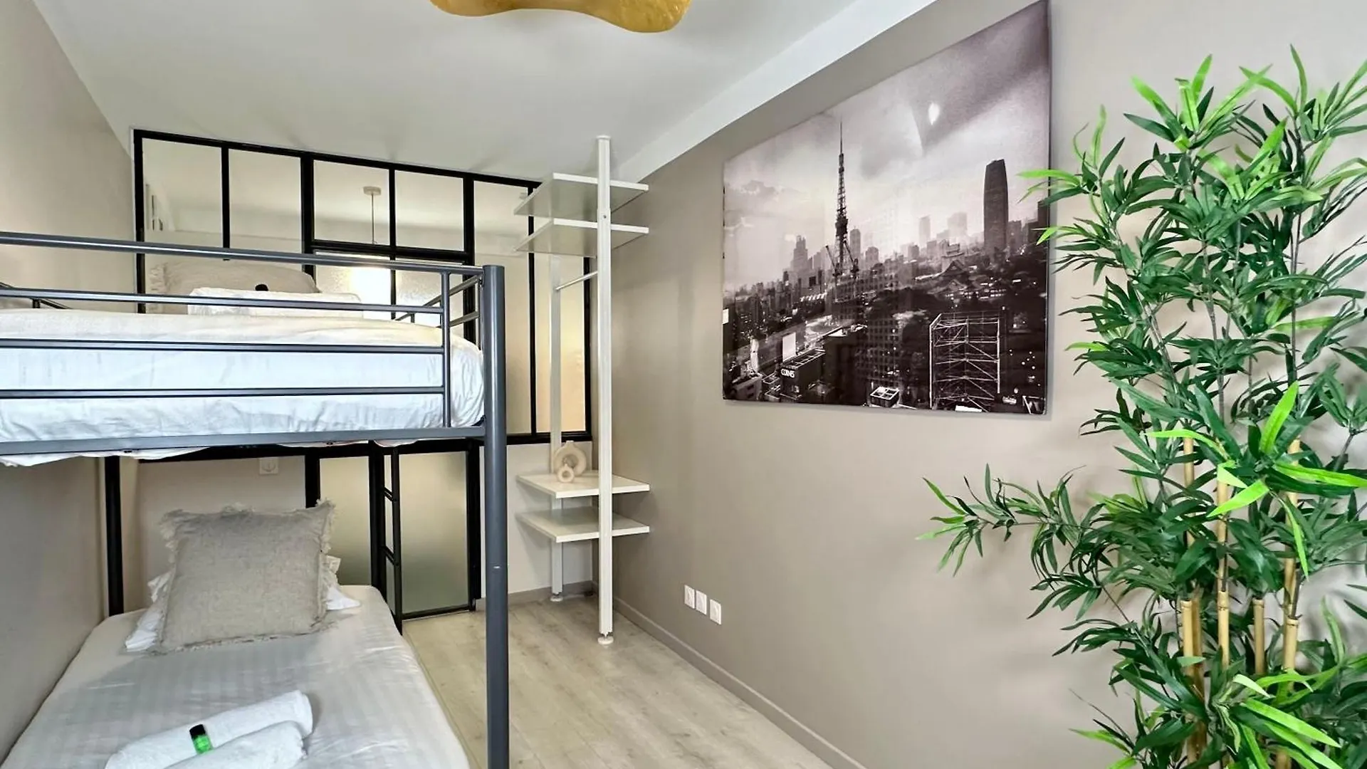 1581 Typical Luxurious Parisian Getaway Apartment  Paris